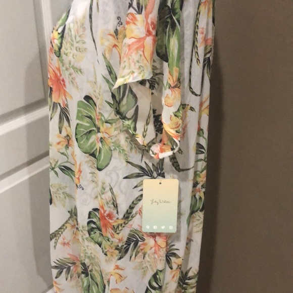 Tropical swim cover up - Picture 3 of 4